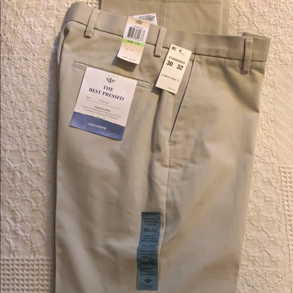 Dockers Classic Fit Khaki Pants